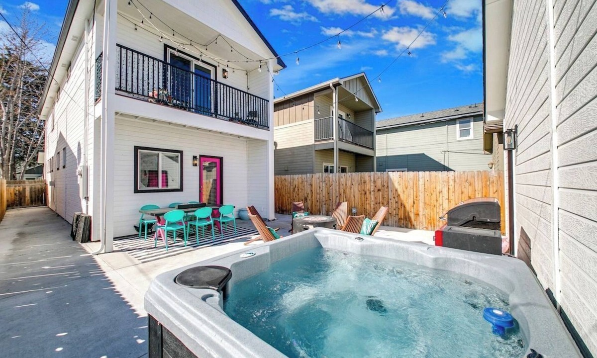 Southeast Boise House | The Audacity Boise - BSU -Close to eveything !