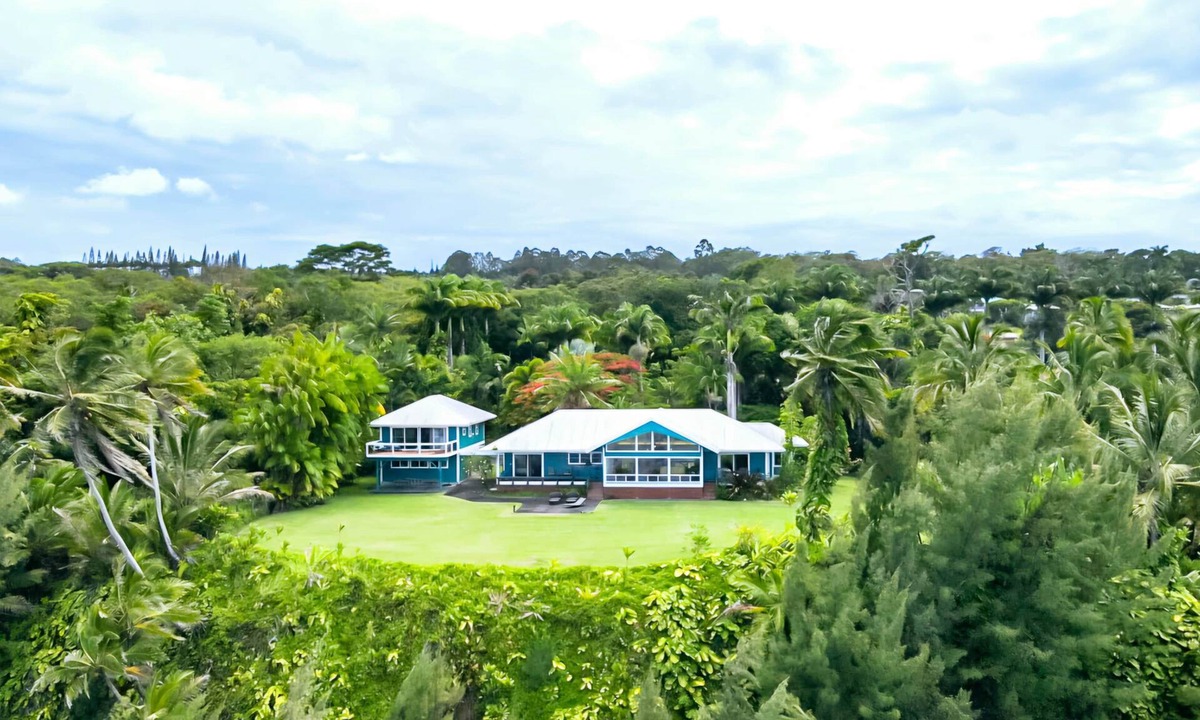 Hakalau House | The Cliffs