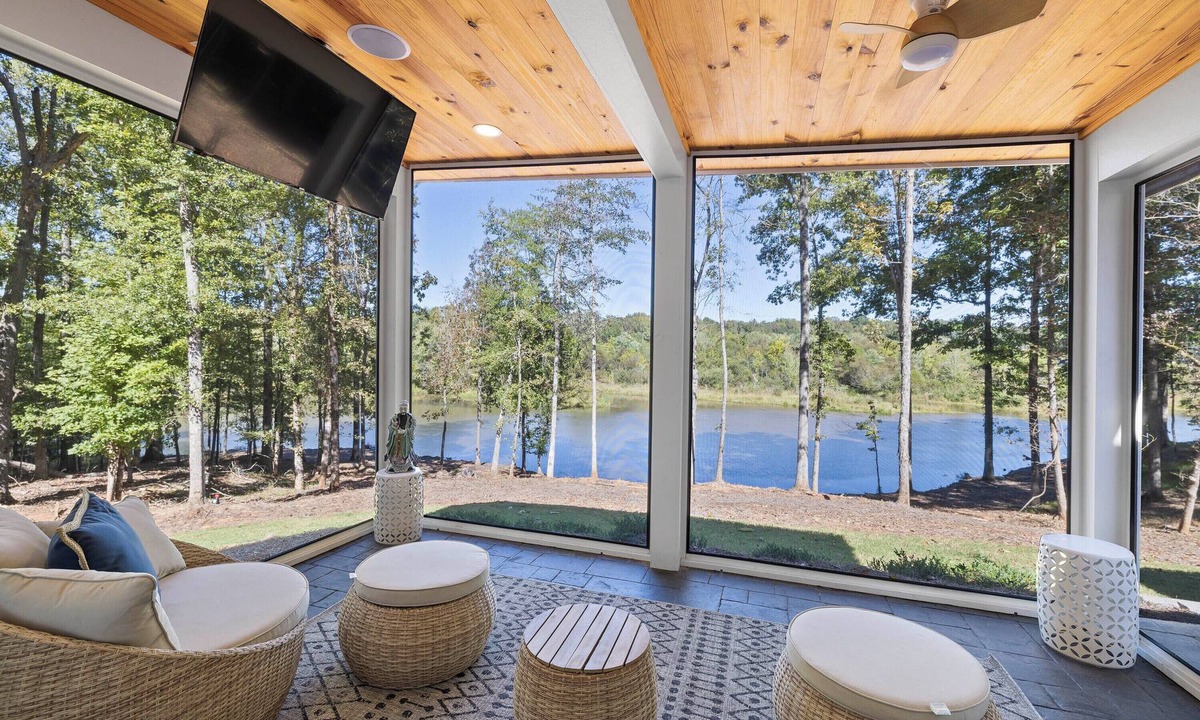Lake Oconee Cottage | 'the Emerald Cove Residence' Lake Oconee Luxury!