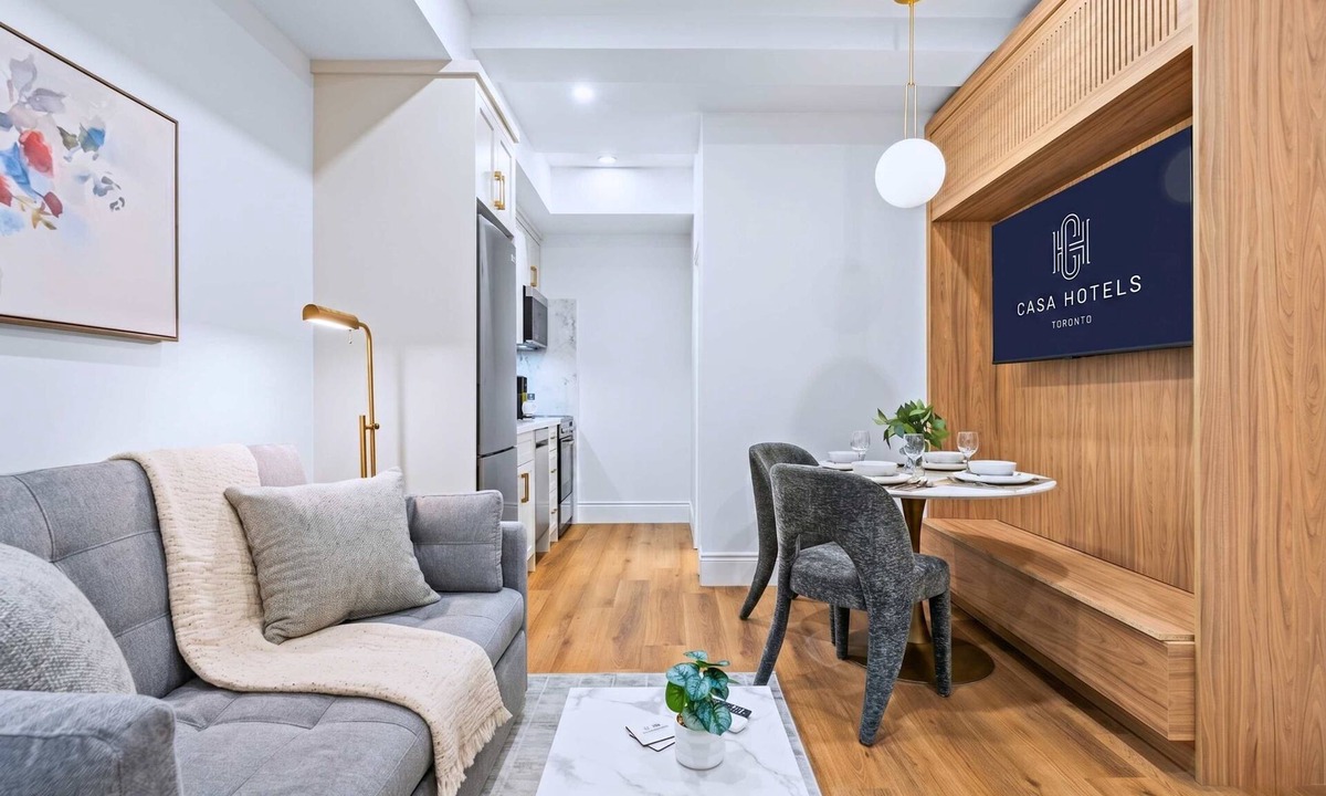 Riverdale Apartment | The Gerrard | Brand New Group Basement CN Tower Base