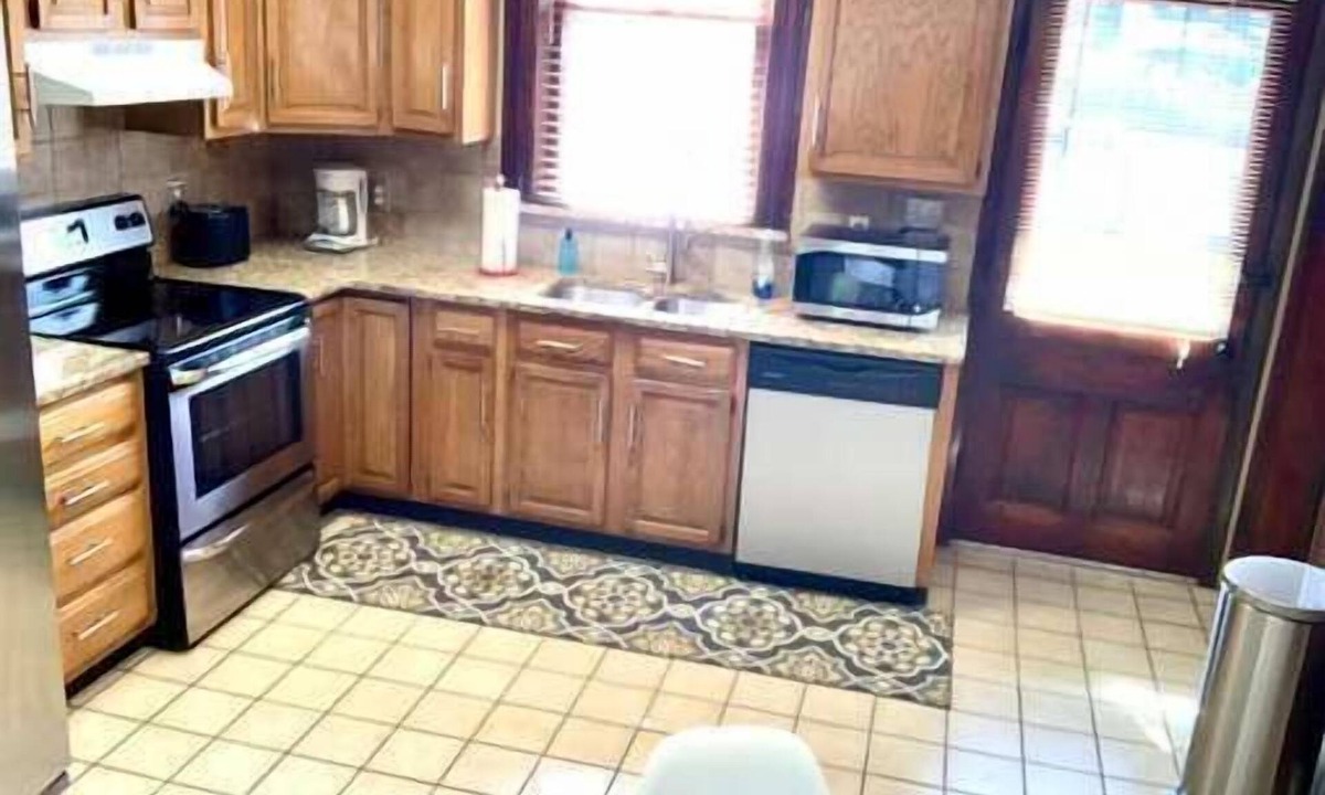 German Village House | The House Hotels - New Frankfort 2