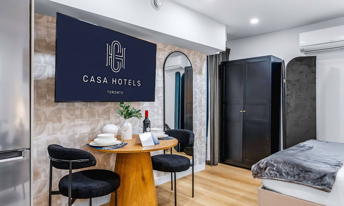 Grange Park Hotel | The Mccaul Basement Near Chinatown & AGO