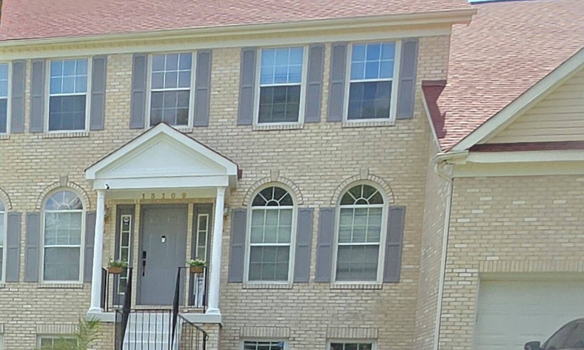 Upper Marlboro House | The Mirror . Spacious & Luxury 4-bedroom house in charming Upper Marlboro/DMV
