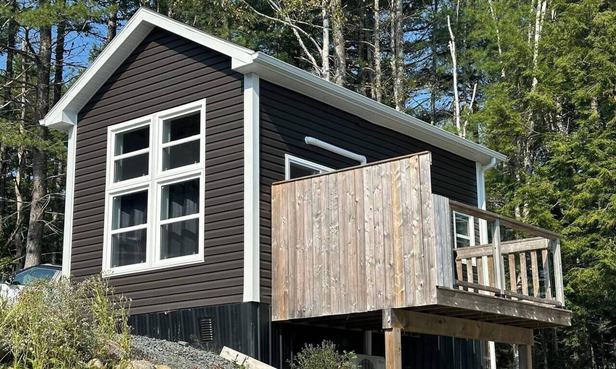 Lunenburg County House | The Nest!