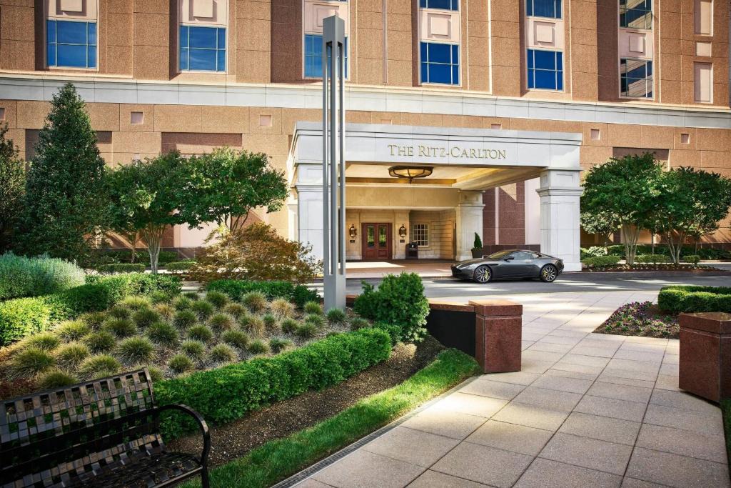 McLean Hotel | The Ritz-Carlton, Tysons Corner