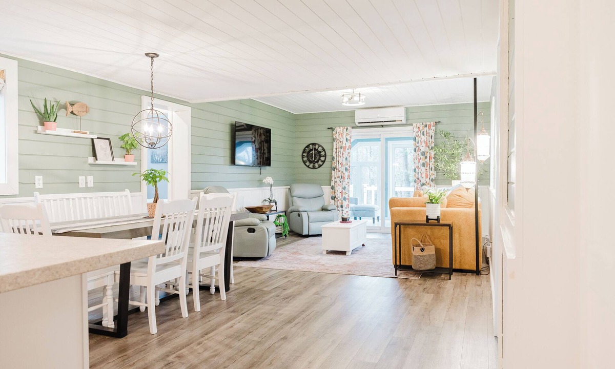 New Denmark House | The Riverbend House Peaceful river size Retreat