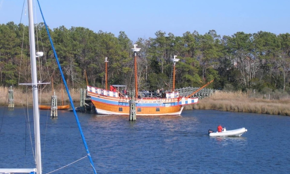 Historic Downtown Manteo Condo | Three bedroom condo on the Outer Banks - great view, overlooks Manteo Harbor!