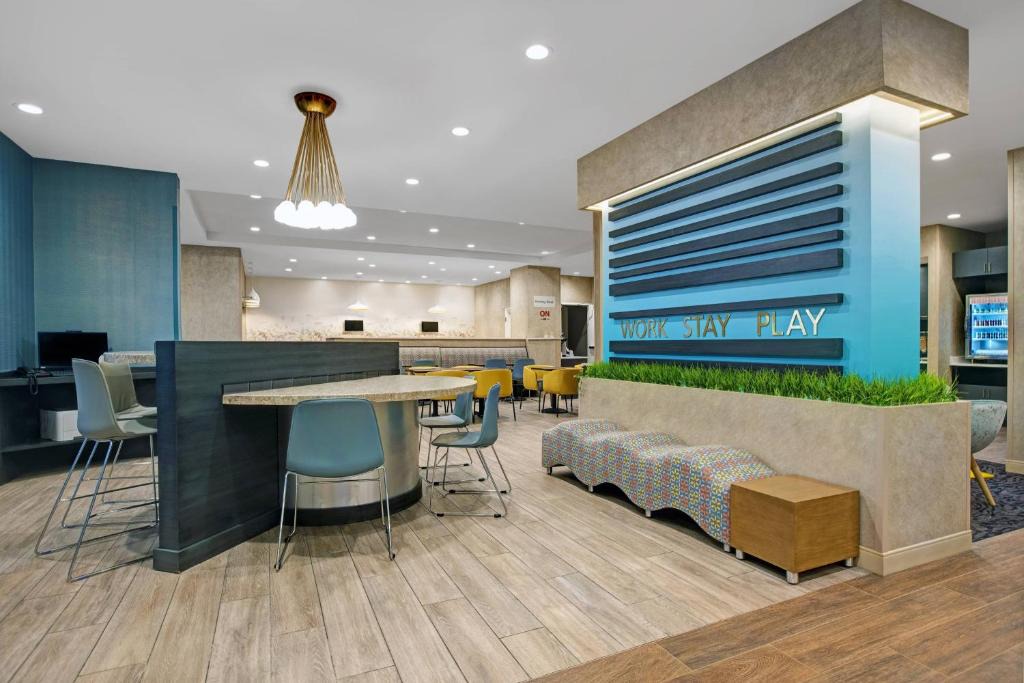 Woodbridge Hotel | TownePlace Suites by Marriott Potomac Mills Woodbridge
