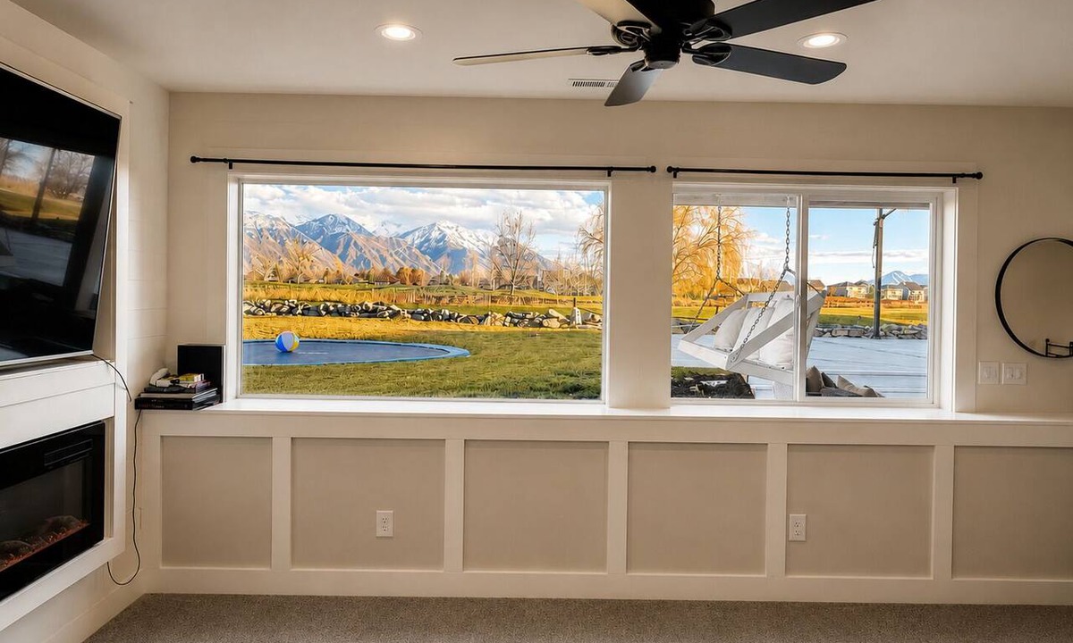 Sunset Heights Apartment | Tranquil 1-Basement apartment on golf course perfect for any getaway.