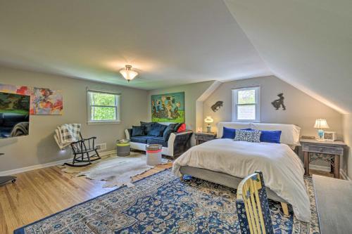 Pittsford Apartment | Trolley Apt Upper: Steps to Village Trail & Canal!