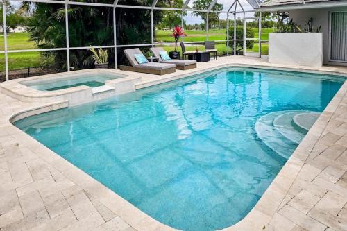 Trailer Estates House | Tropical Oasis