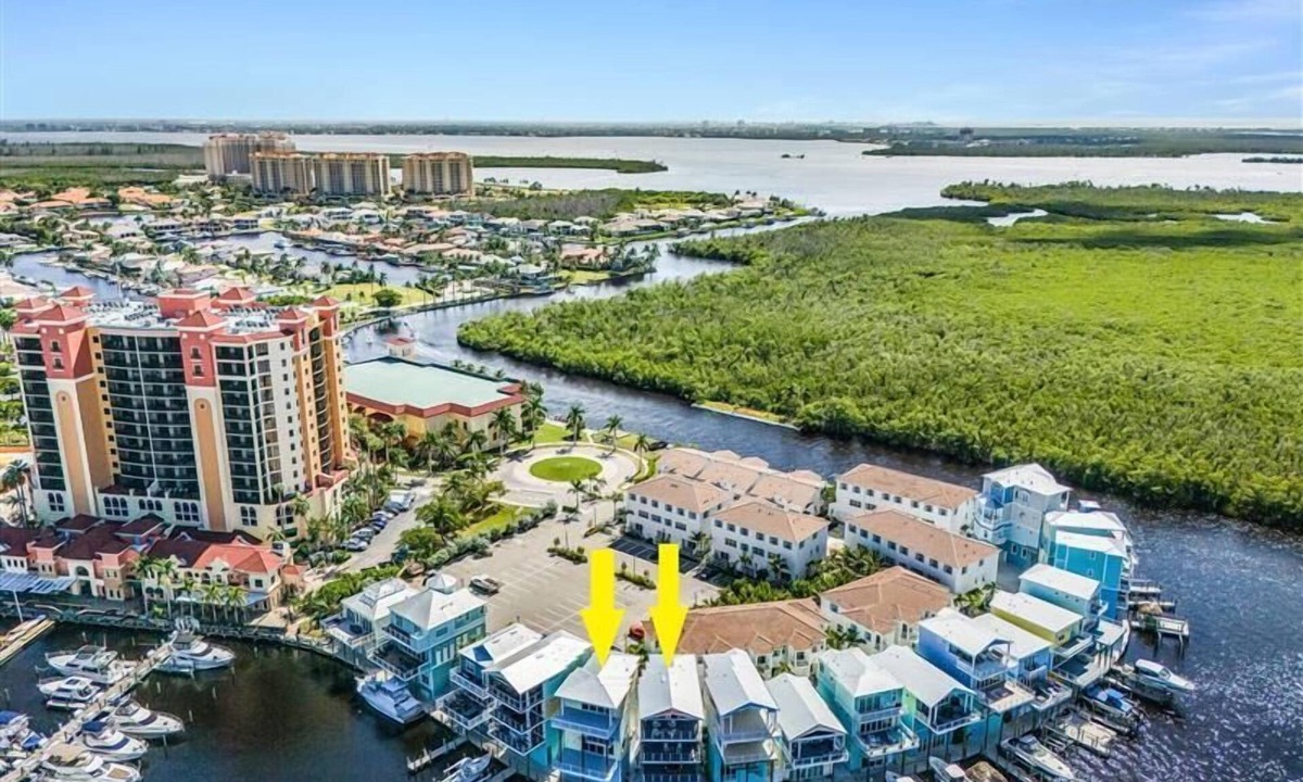 Cape Harbour House | Ultimate Waterfront! Double Villas, Double Views & Endless Sunshine - Funky Fish Fortress - Roelens
