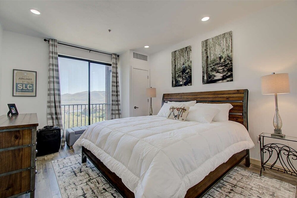 Park City Condo | Updated Lakeview Condo Near Jordanelle- Available Early Spring and Memorial Day