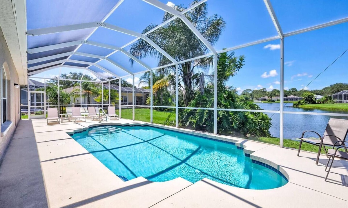 Sabal Harbour Villa | Villa Bookelia - 4 Bedroom Pool Home by The Bay & Key Collection