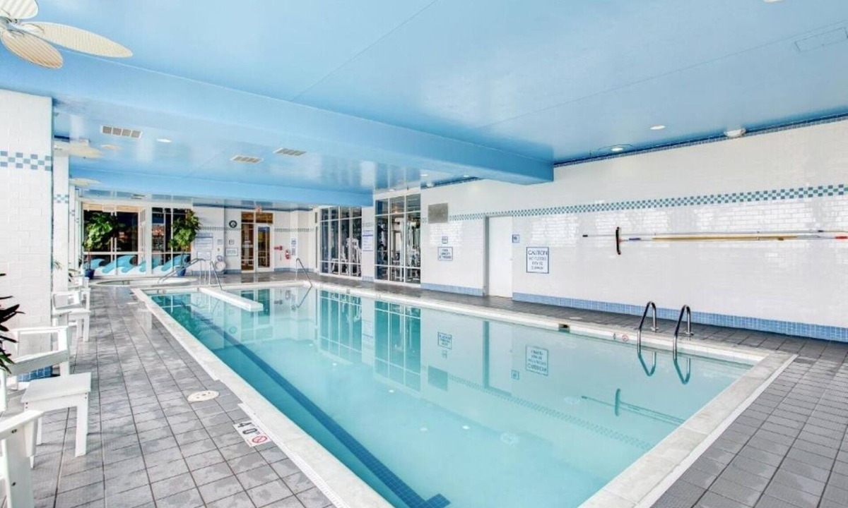 Northeast Virginia Beach Villa | Virginia Beach | Oceanfront Getaway | Pool & Beach | 2BR