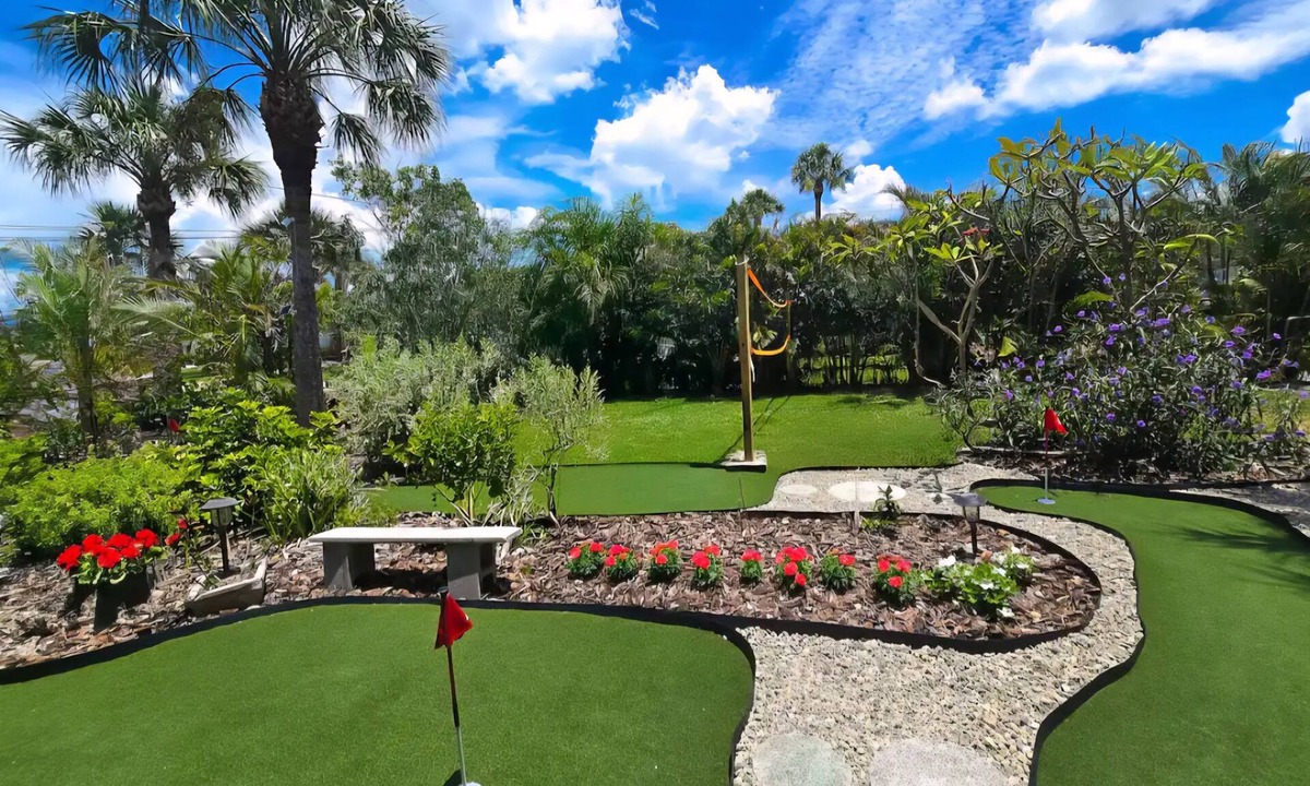 Siesta Key House | Walk to Siesta Key Beach!