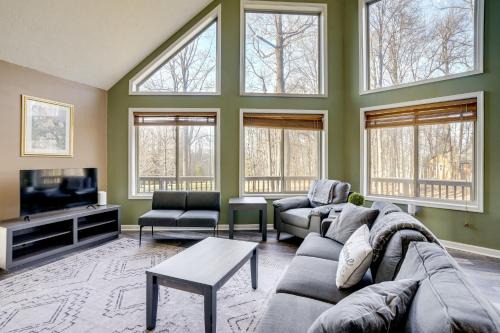Linden House | Winter Linden Escape: Family Home & Gym