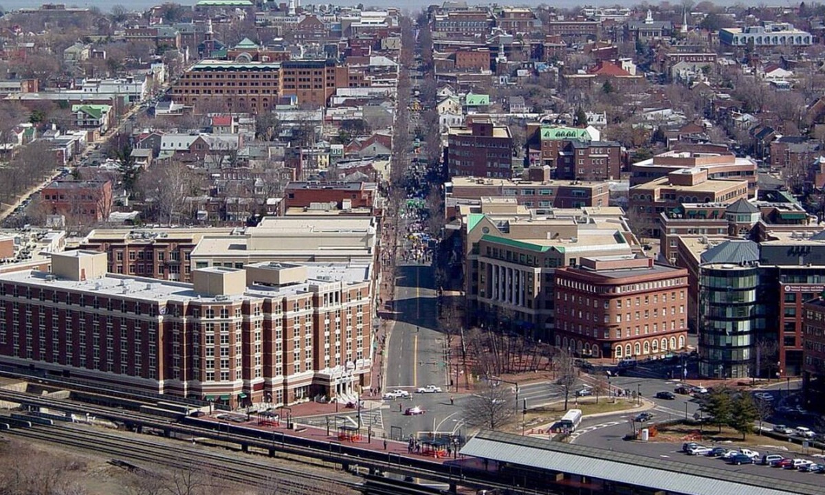 Old Town Alexandria House | Wonderful Place To Stay! Close to Ronald Reagan Washington National Airport!