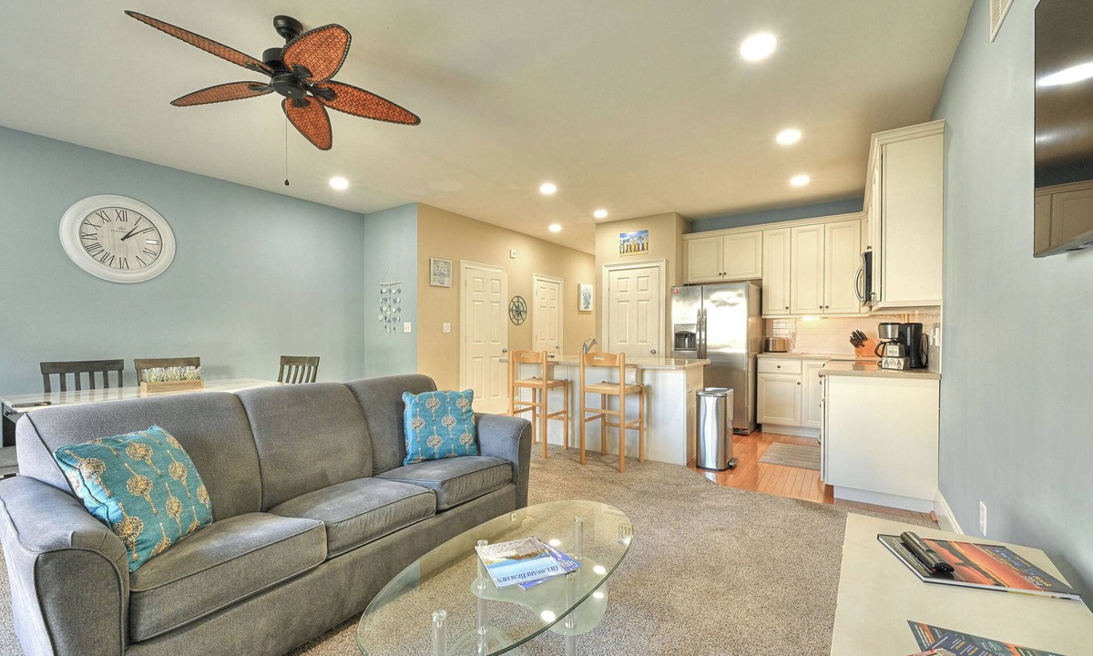 Rehoboth Beach House | Wonderfully Appointed Townhome Minutes From Both Historic Lewes and Rehoboth Beach