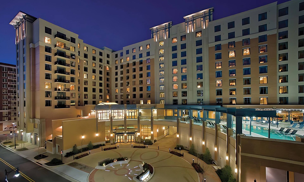 National Harbor Resort | Wyndham National Harbor: 2 Bedroom Deluxe Suite