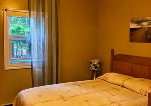 Bide-A-While - 2 Bedroom Cottage Forest & Lake PEI Cottages in Murray Harbour