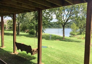 Chalets Resort LAKEFRONT Cottage Free Amenities Amazing views Kayaks 2 Pools