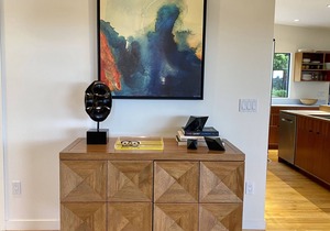 EPIC VIEW Mid-Century Modern Queen Anne Sanctuary
