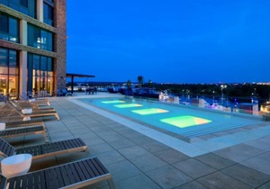 Global Luxury Suites at The Wharf