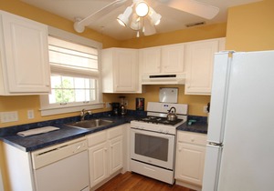 New Listing!! 4 Bedroom home located in downtown Rehoboth and Pet Friendly too!