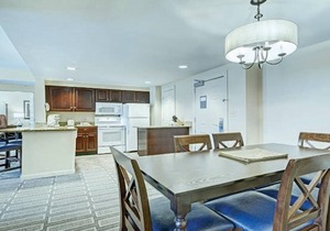 One Bedroom Condo at Club Wyndham Old Town Alexandria