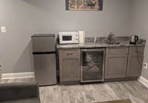 Private English Basement in Petworth