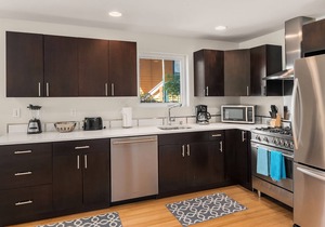 Seattle Vacation Home: Capitol Hill - 3 bed/2.5 bath, great location