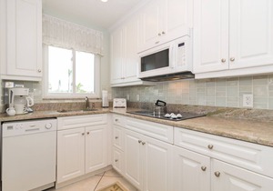 Shell Cove 9 · Gulf Front · Beach Gear