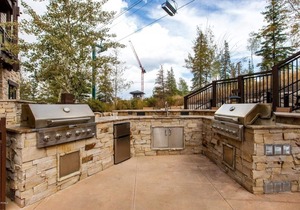 Studio in Empire Pass with Mountain Views