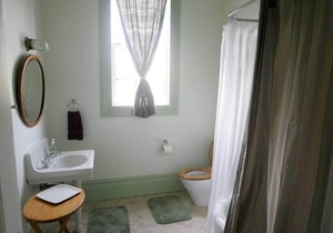 Sunny Mission District Suite
