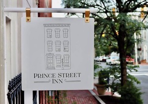 The Fairfax Suite at Prince Street Inn