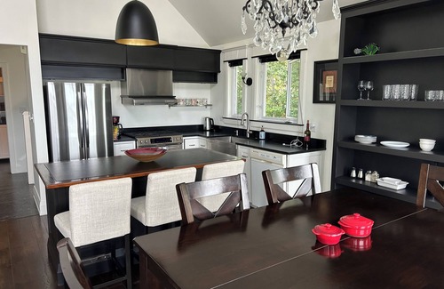 Callander House | Nipissing Retreat Overlooking Callander Bay