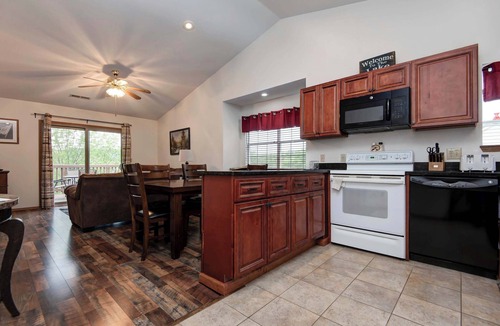Indian Point Condo | 03-6 The Aerie Closest development to Silver Dollar City, Indoor/Outdoor Pool, Indoor Outdoor Splash Pad, Hot Tub & Workout Facility