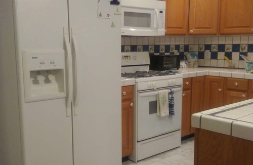 Ivins Apartment | 1 Bed Apartmt-No Cleaning Fee! - Large 1 Bedroom Apartment: Hummingbird Haven