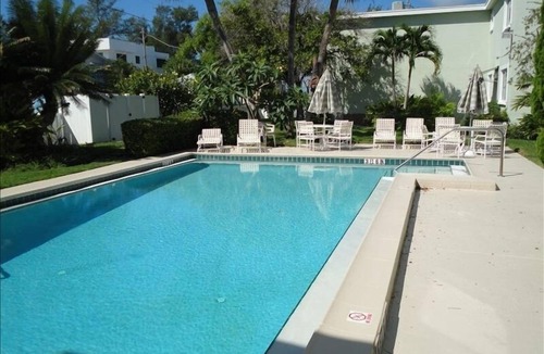 Ilexhurst Condo | 1 BR/1 BA, Anna Maria Island,Holmes Beach Florida, Gulf Coast, Beach Condo