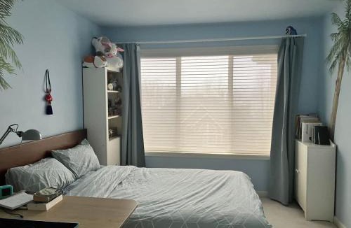 Sammamish Villa | 1 BR in a Lakeview House Near Redmond DT