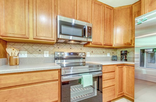 Cary House | 1 Mi to Dtwn Cary: Family Home w/Spacious Yard