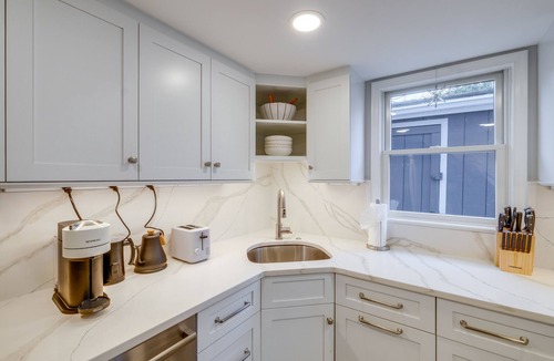 Old Town West House | < 1 Mi to Waterfront: Old Town Alexandria Home!