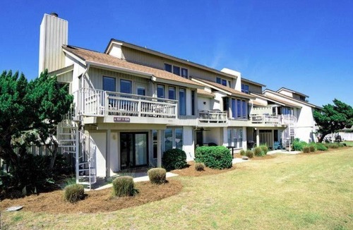 Saint Helena Island House | 137 Captain John Fripp Villa