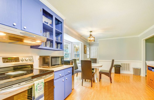 Fuquay-Varina House | 15 Mi to Raleigh: Dog-Friendly Home w/Fire Pit!
