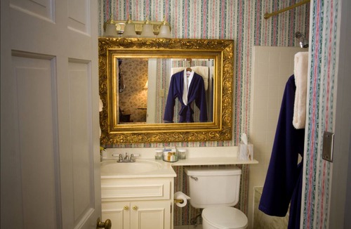 Macon Bed & Breakfast | 1842 Inn