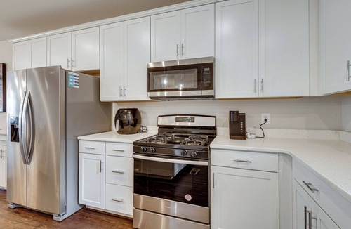 Fort Meade House | 19 Mi to Baltimore: Townhome in Maryland City