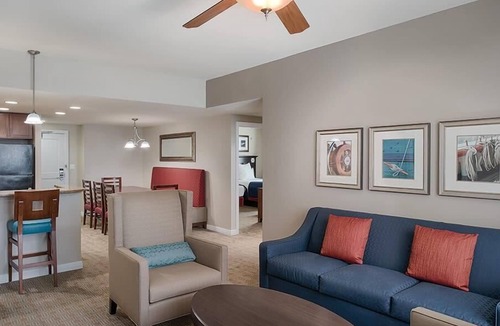 National Harbor Condo | 1br Deluxe Condo Fun in Waterfront District