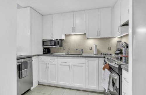 Penn Quarter Apartment | 1BR Fully Furnished Apartment near National Museum