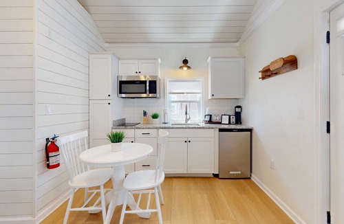 Lower Township House | 1BR King Bed Sofa Bed Sleeps 4 POOL - 11